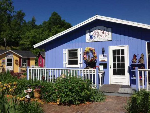 The Amish Shop
