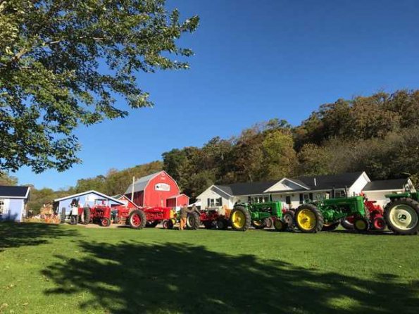 Antique Tractor Club Visited